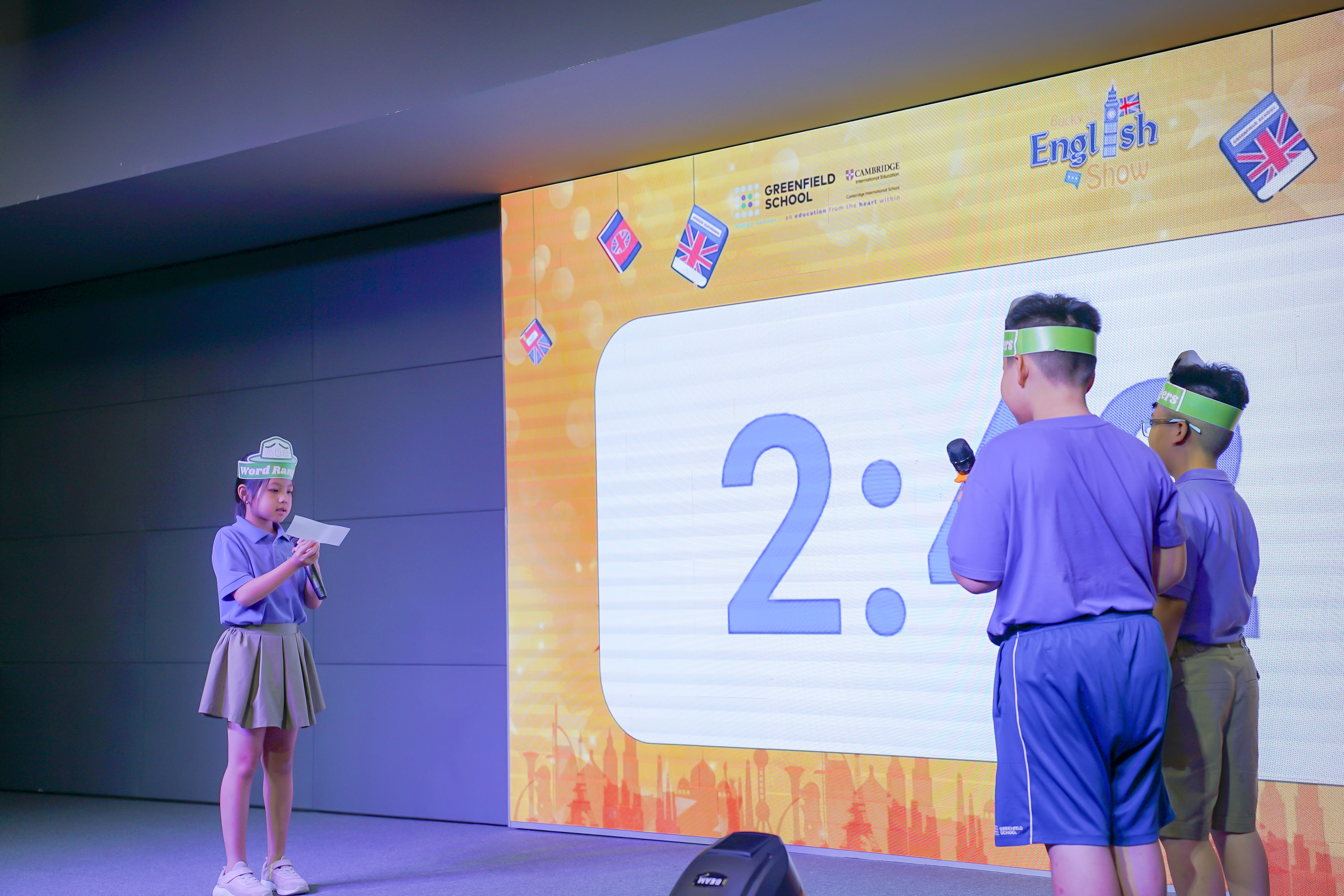 vong-thi-word-master-bucky-english-show